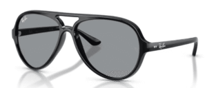 Ray-Ban RB4125 CATS 5000, Farbe 601/R5 · Schwarz